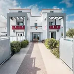 Villa White Pearl