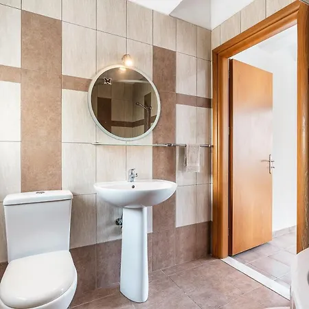 White Pearl * Lakhania