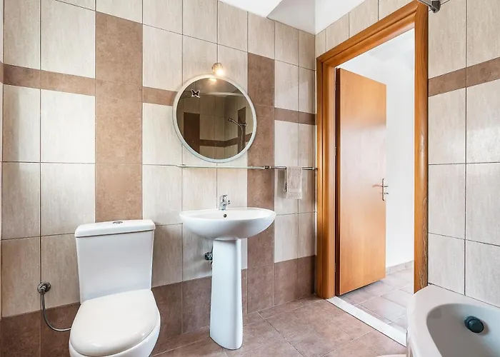 White Pearl * Lakhania