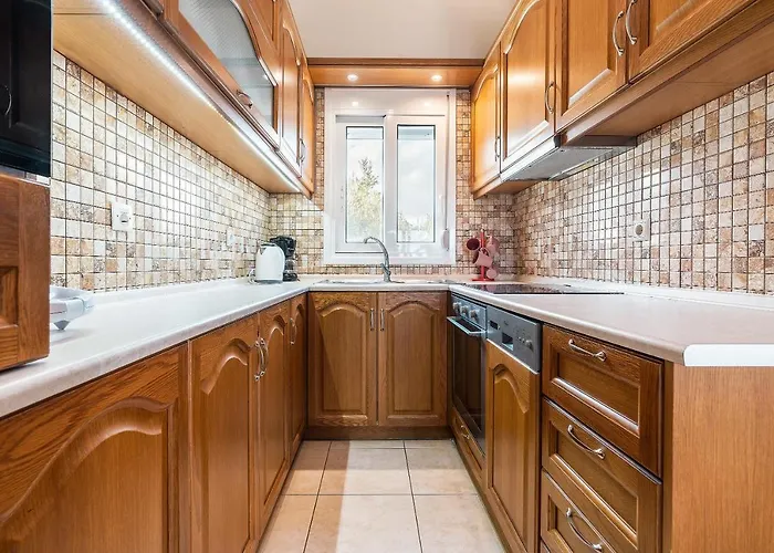 White Pearl 빌라 라카니아